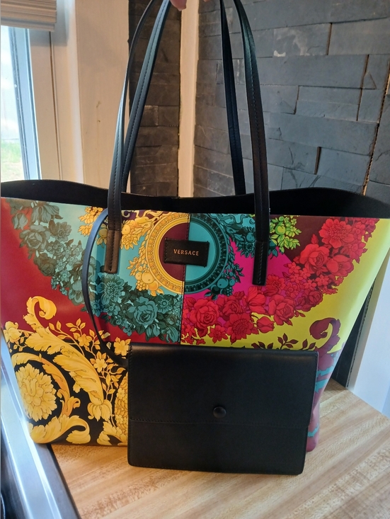 Versace Handbags - Versace EUC Large Tote & Wristlet